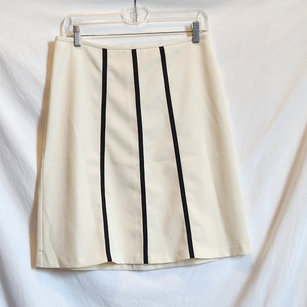 B. Smart skirt